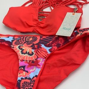 The perfect m reversible red • mix and match •